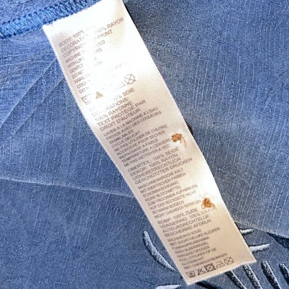 Tommy Bahama Blue Island Twist 100% Silk Embroidered Button Up Size XL - Picture 4 of 5